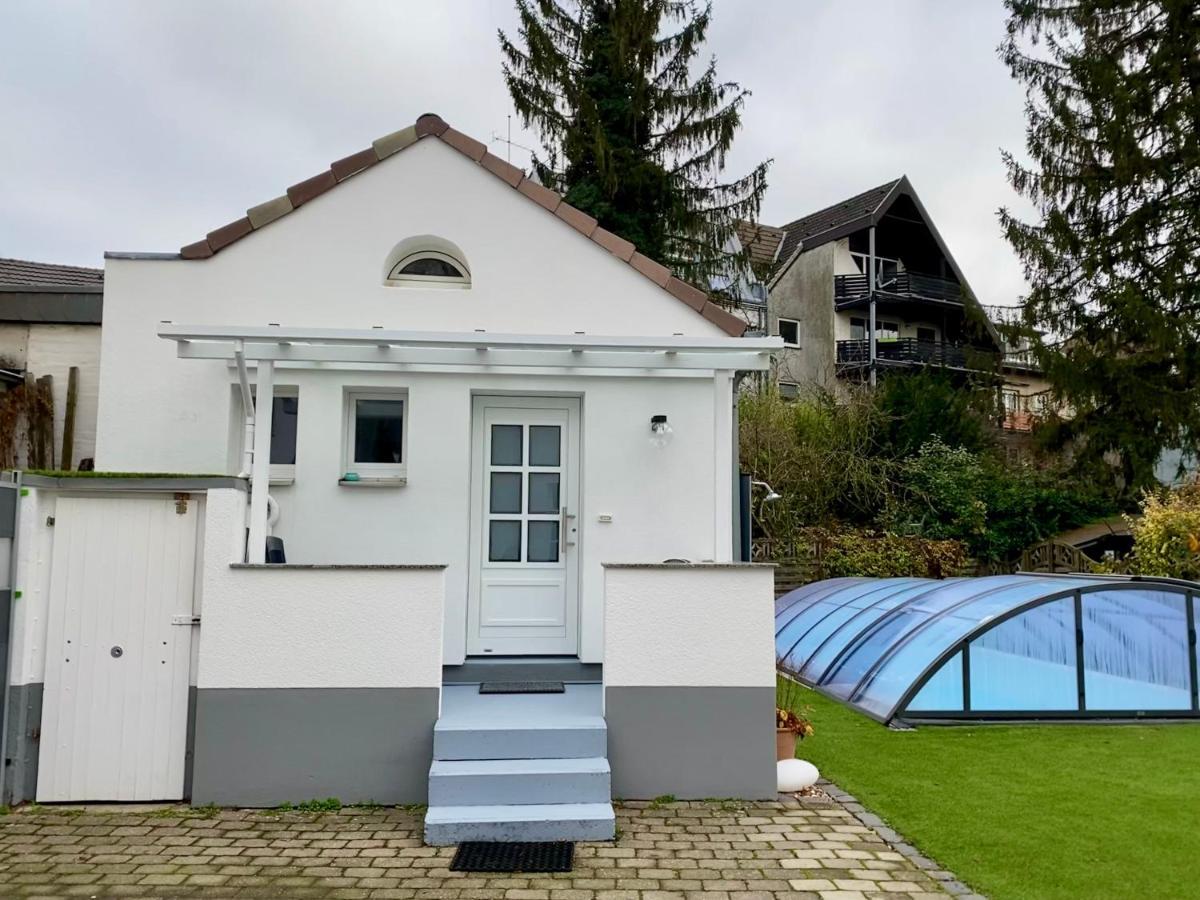 Haeuschen Im Garten In Der Muelheimer Altstadt Mülheim an der Ruhr Екстериор снимка